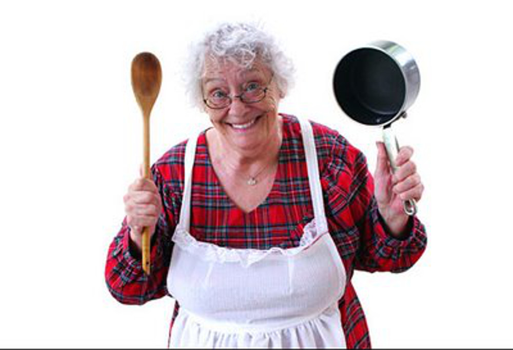 grandma-cooking_h528